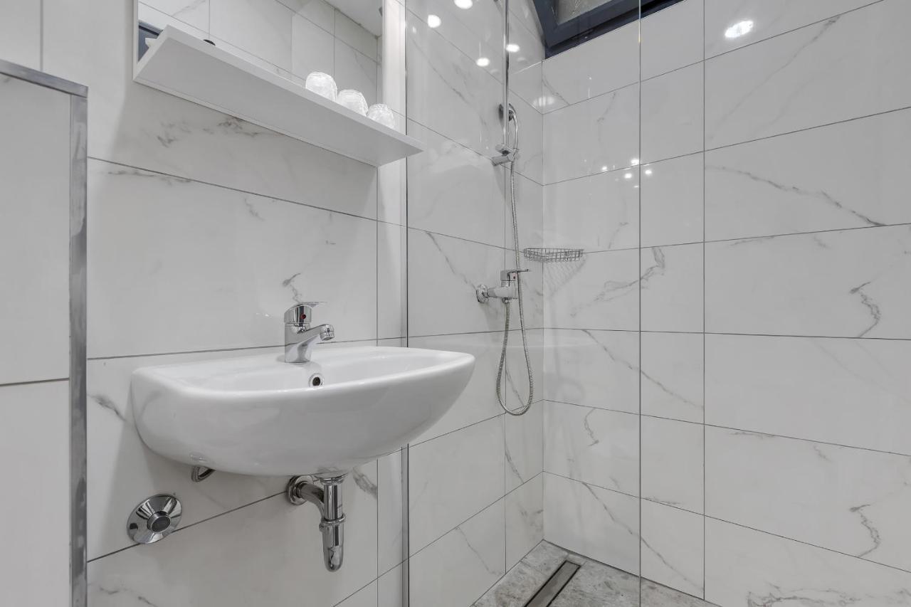 Hotel Alem Baska Voda Ngoại thất bức ảnh