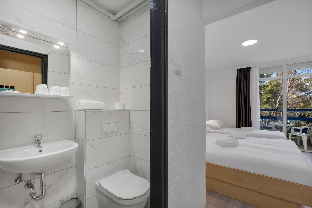 Hotel Alem Baska Voda Ngoại thất bức ảnh