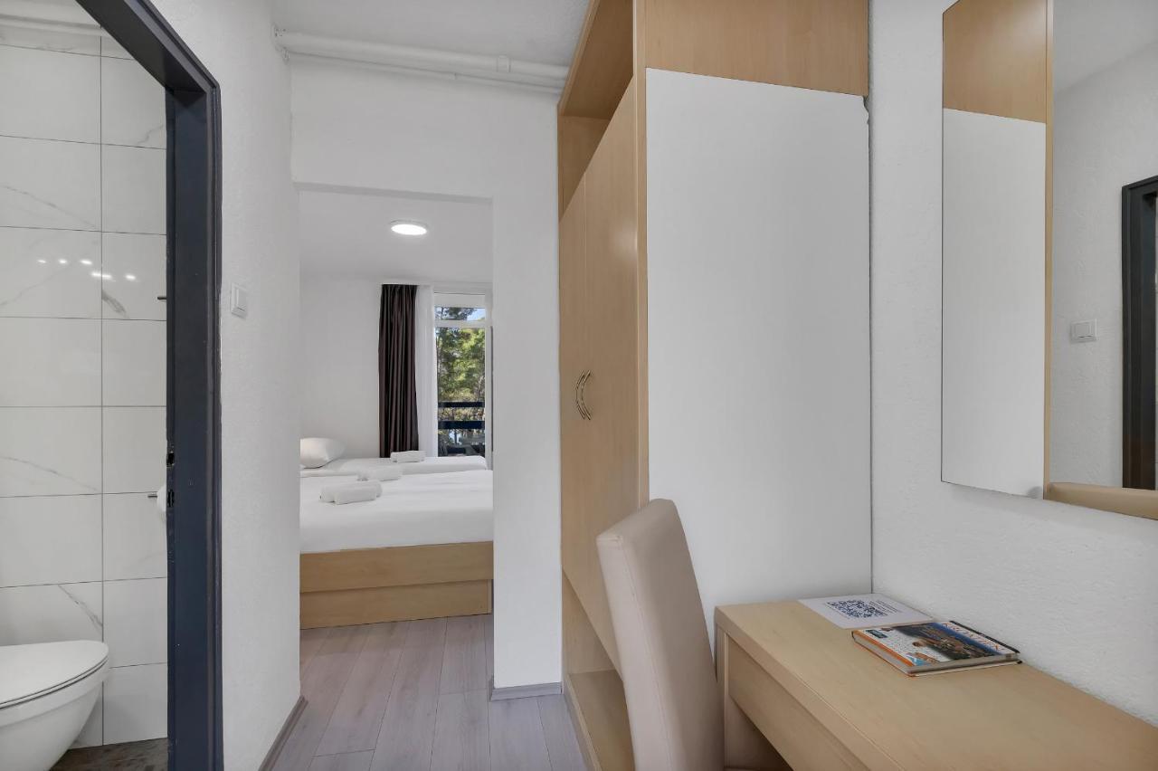 Hotel Alem Baska Voda Ngoại thất bức ảnh