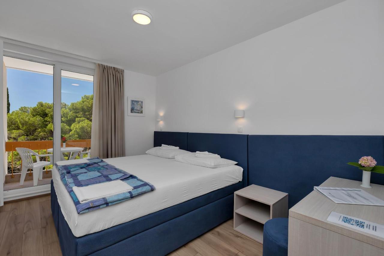 Hotel Alem Baska Voda Ngoại thất bức ảnh