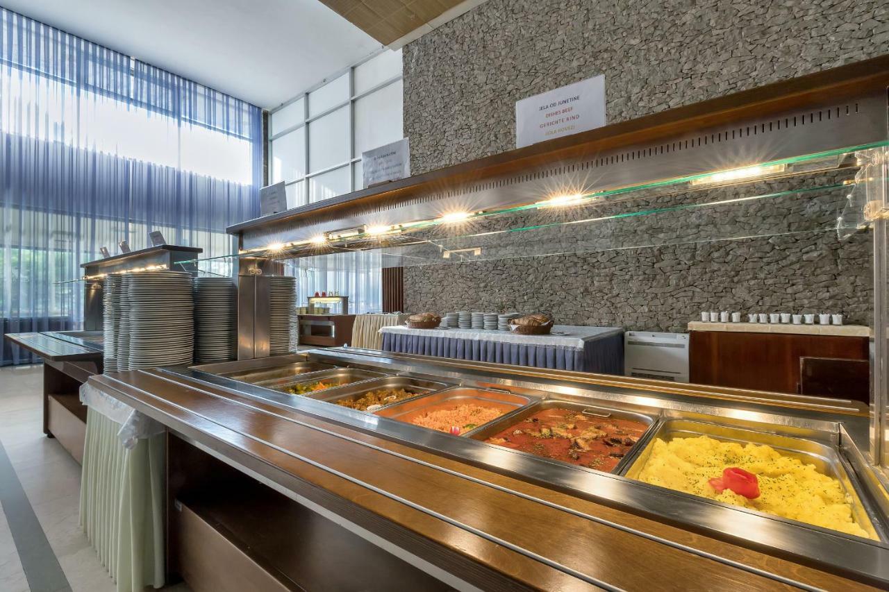 Hotel Alem Baska Voda Ngoại thất bức ảnh
